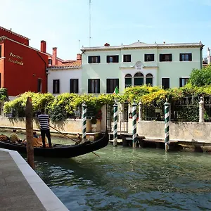Accademia - Maravege Hotel Venecia