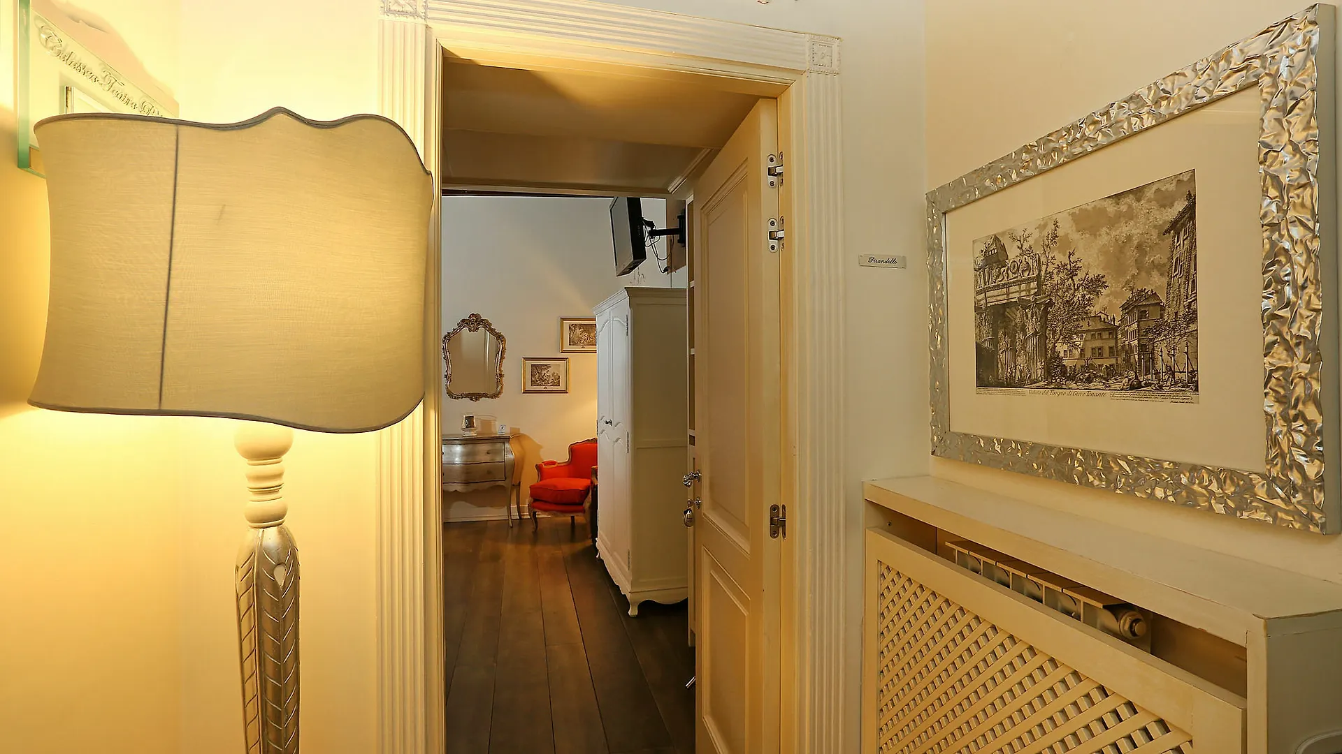 Piazzetta De' Monti Suites Roma Itália