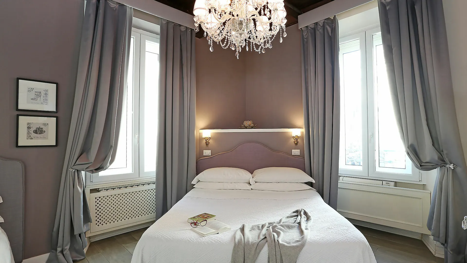 Piazzetta De' Monti Suites Rome Guest house