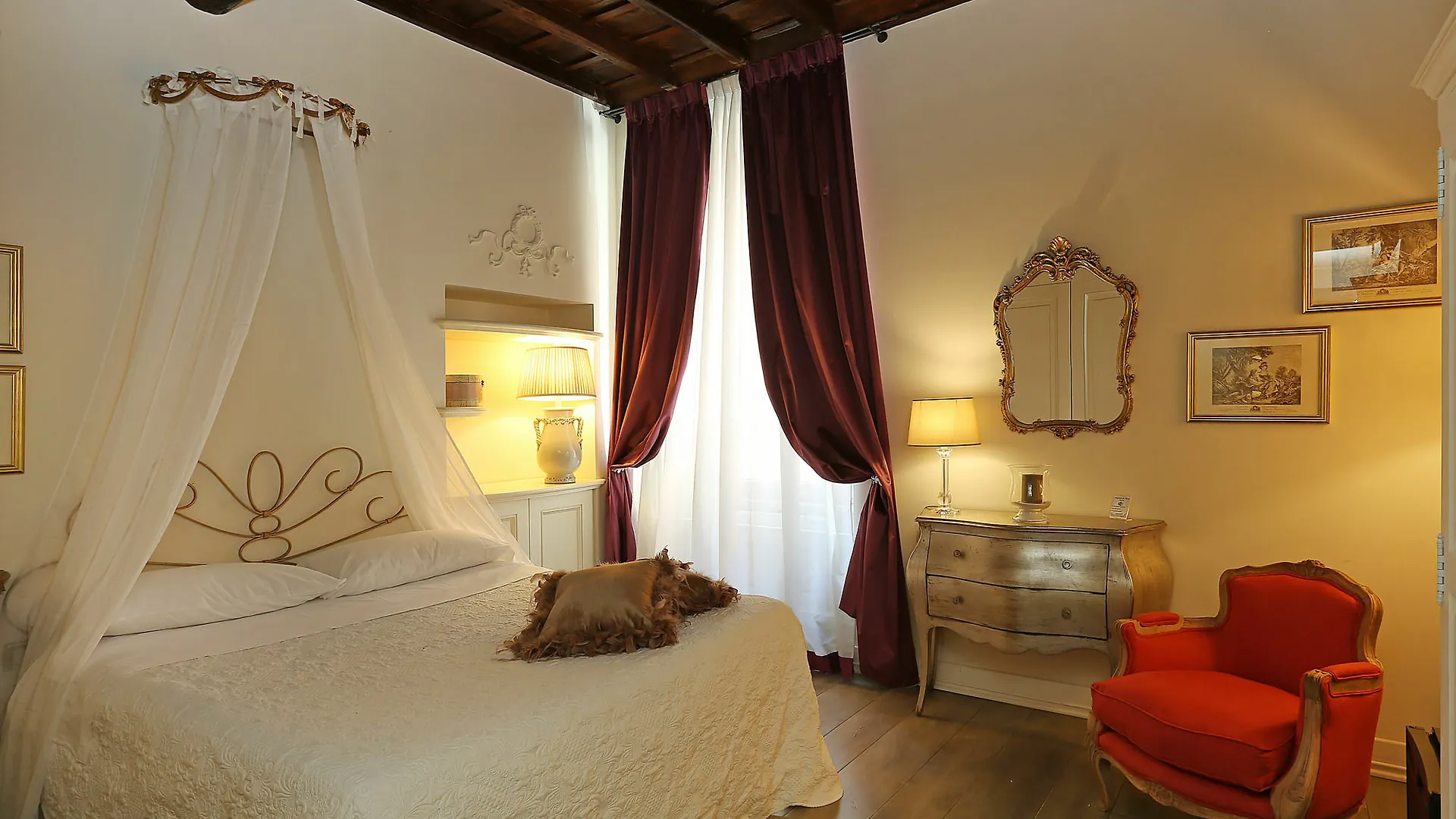 Piazzetta De' Monti Suites Rome